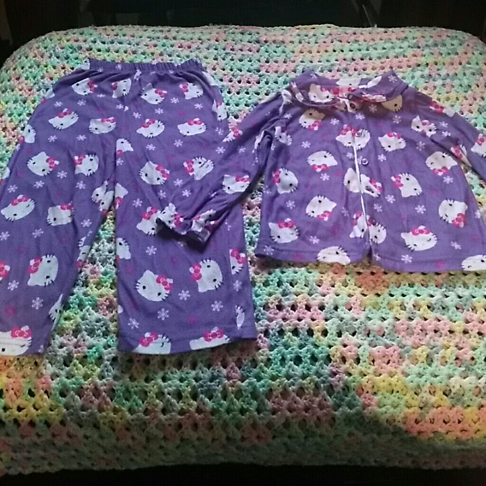Hello Kitty Fleece Pajama Set